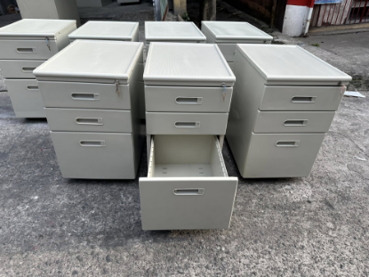 Picture of Mobile Pedestal Cabinet 3-Drawer with Key – Used Office Furniture